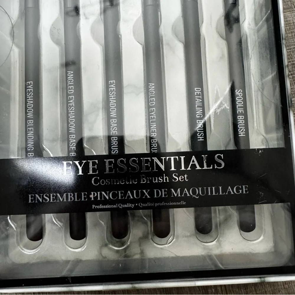 Danielle Creations Eye Essentials Brush Set of 6 NIB
